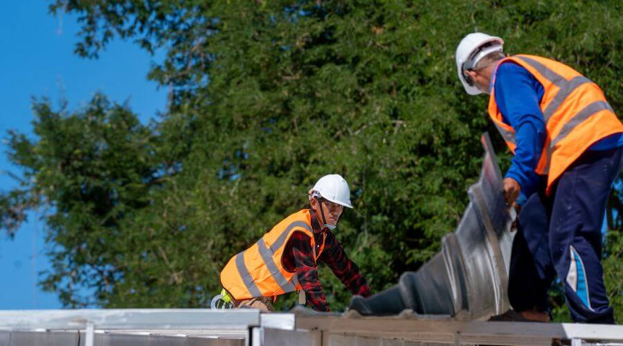 Professional gutter cleaning in Barrytown, NY